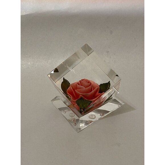 Bircraft Vintage Rose Paperweight In Lucite, Hand Carved Made  In Indiana. - Picture 4 of 10